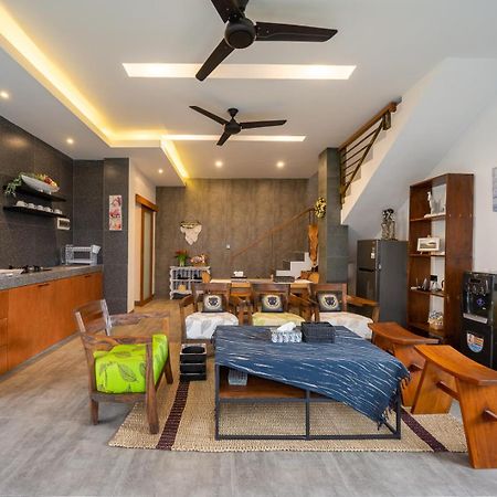 Villa Gemuk Seminyak Zewnętrze zdjęcie